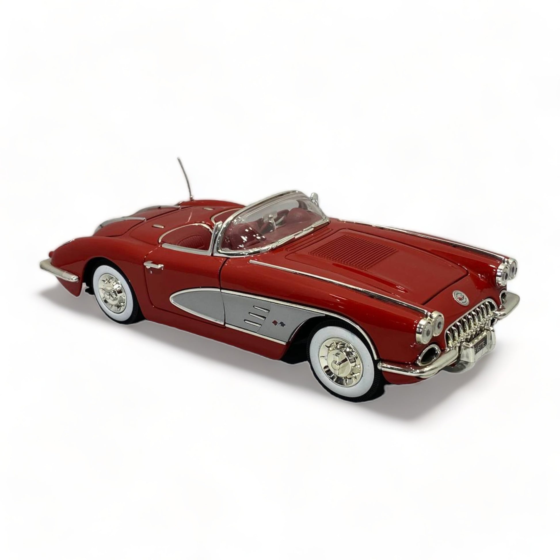 Motor Max Chevrolet CORVETTE RED 1958 1/18|Sold in Dturman.com Dubai UAE.