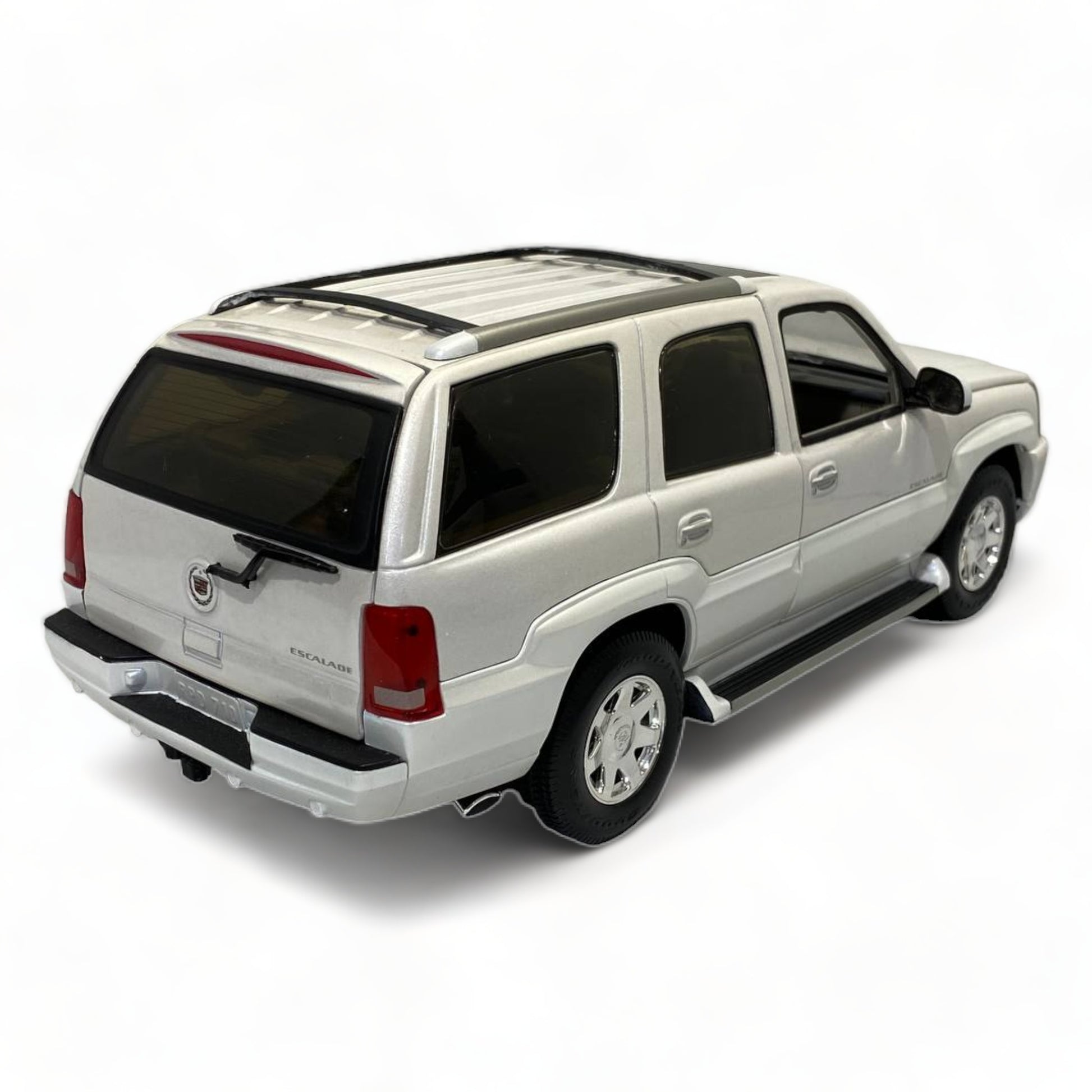 Anso Cadillac Escalade - 1/18 Full Opening Diecast, Elegant White"|Sold in Dturman.com Dubai UAE.