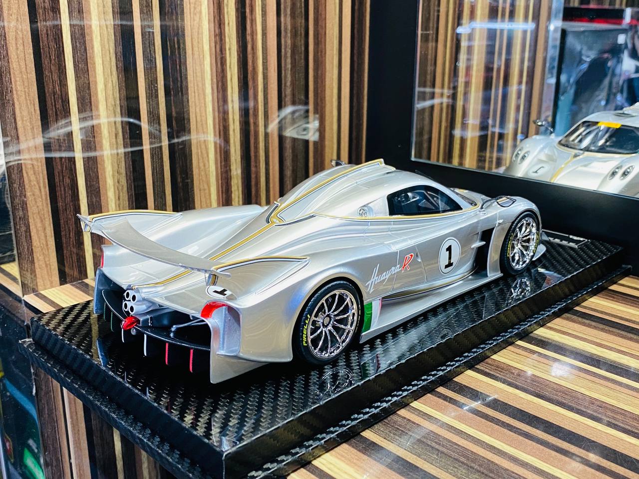 1/18 VIP Model Pagani Huayra R #1  [ Resin Silver | Limited Edition ]