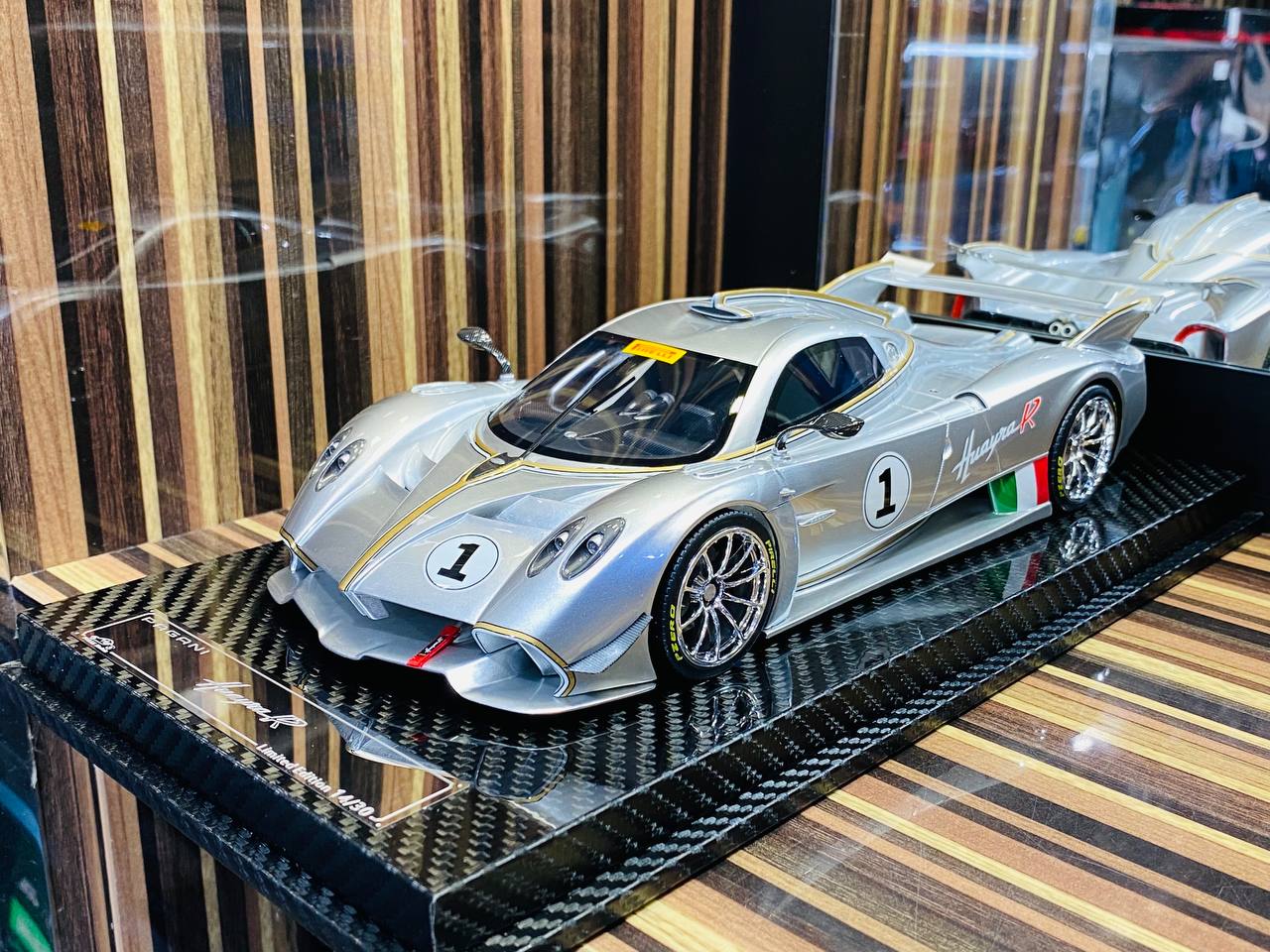 1/18 VIP Model Pagani Huayra R #1  [ Resin Silver | Limited Edition ]