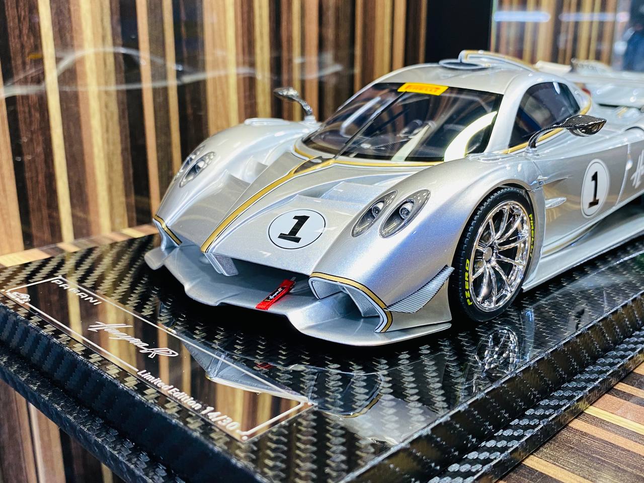 1/18 VIP Model Pagani Huayra R #1  [ Resin Silver | Limited Edition ]