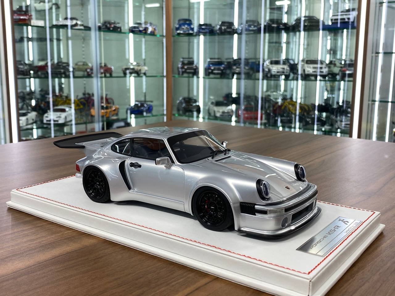 Rare 1/18 Resin Porsche KS-R Silver by Runner – Limited Edition of 30