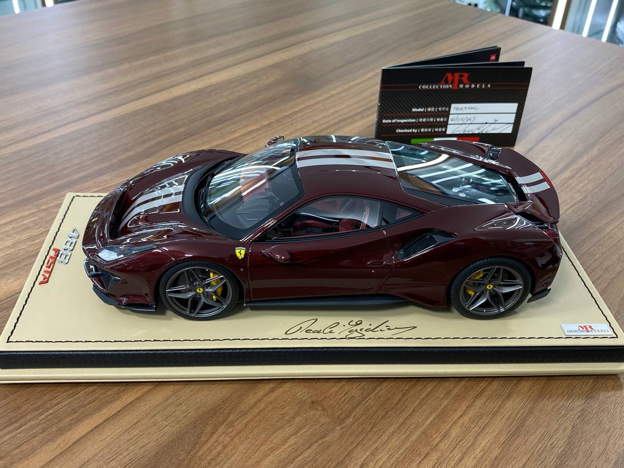 1:18 Resin Model – MR Collection Ferrari 488 Pista Rubino Micalizzato