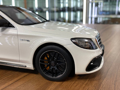 1:18 Resin Model – GT Spirit Dealer Edition Mercedes-Benz AMG S 63 (W222) 2018 – White (Limited Edition 1967)