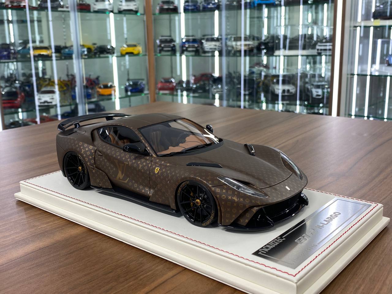 1:18 Resin Model – Davis & Giovanni Ferrari 812 N-Largo (Louis Vuitton) – Matt Brown / LV Gold Monograms