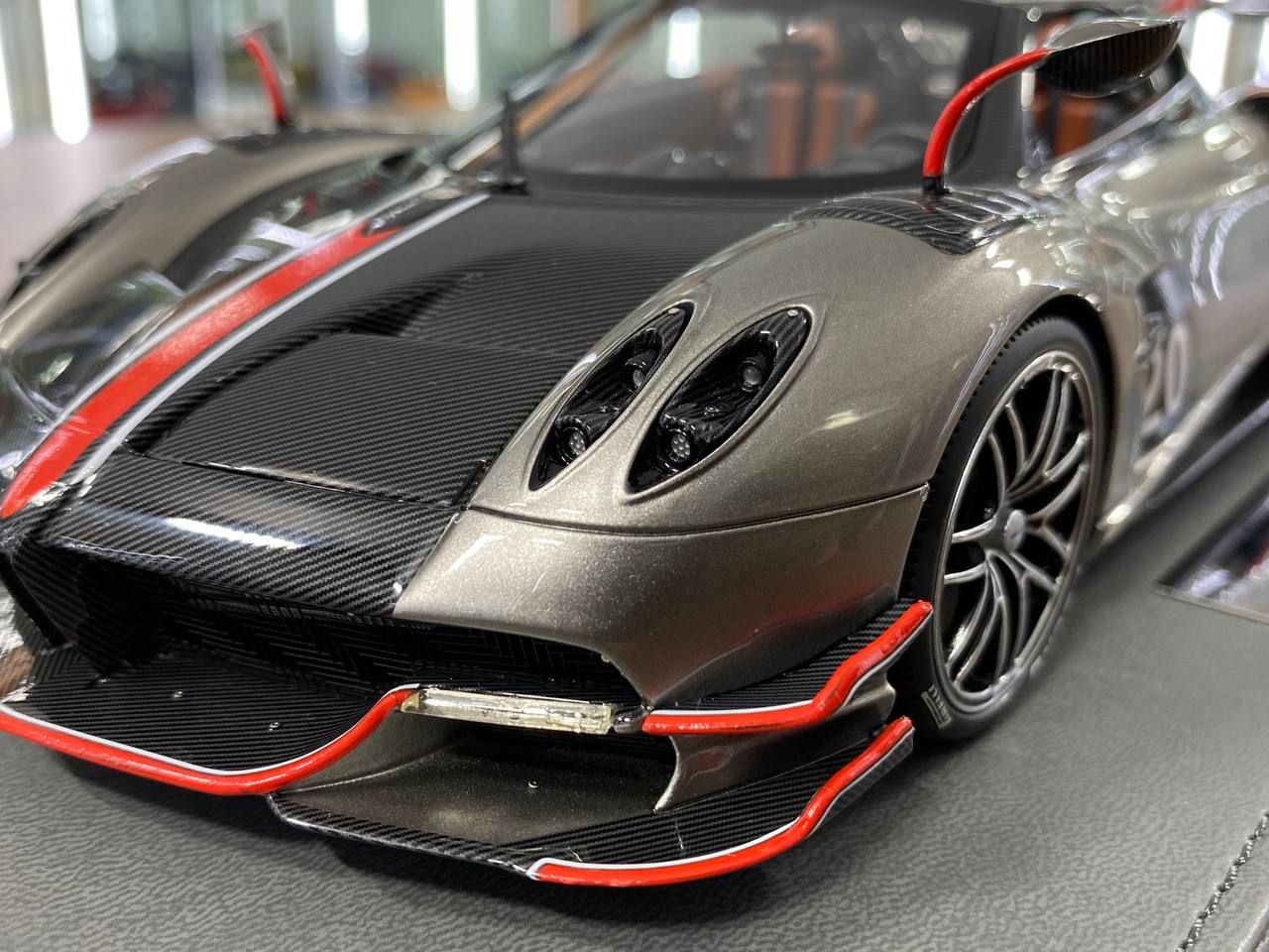 1:18 Resin Model – BBR Pagani Huayra Roadster BC #20 – Metallic Silver – Limited to 200 pcs