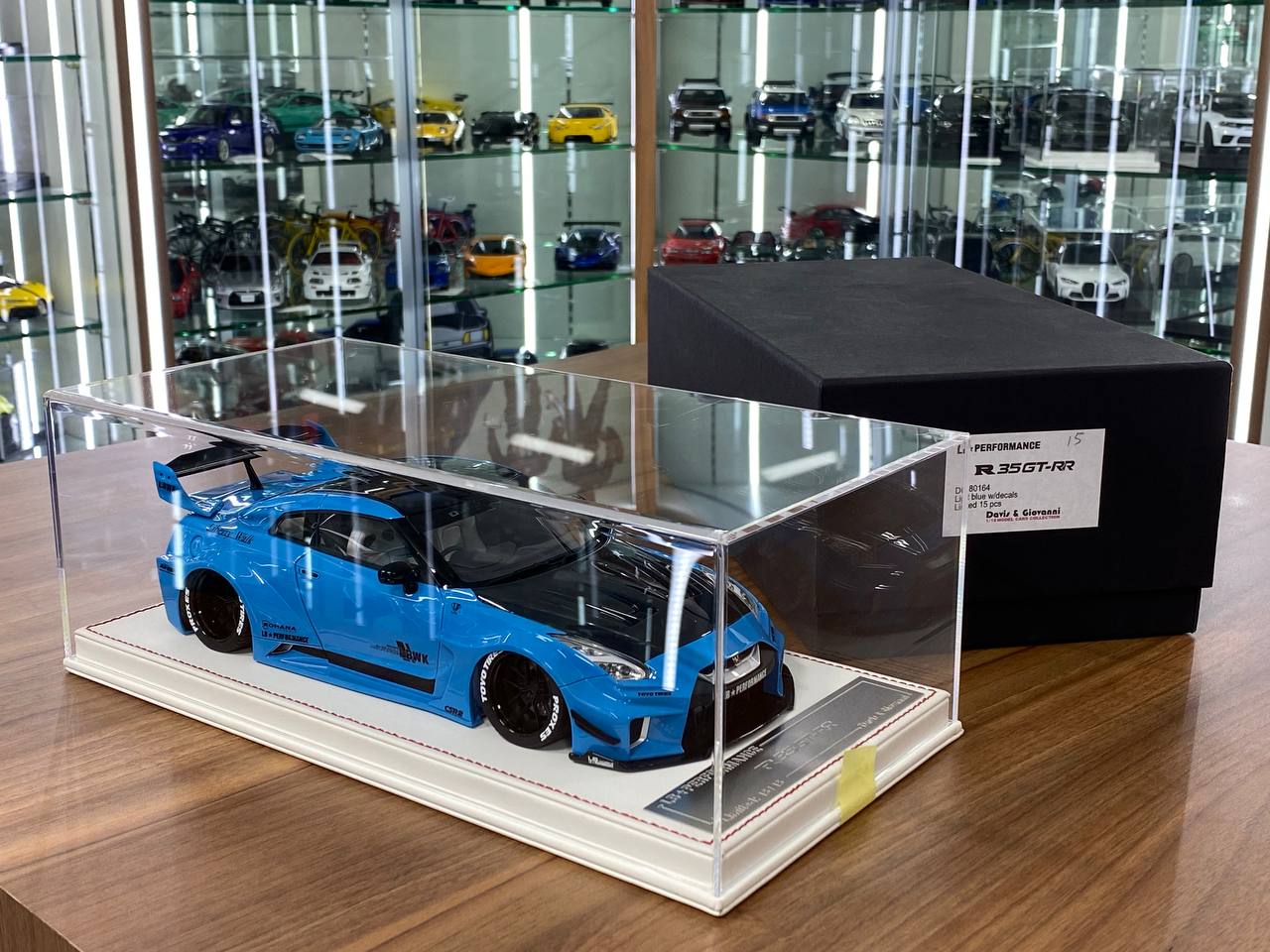 1:18 Resin Model - Davis & Giovanni Nissan R35 GT-R LBWK - Light Blue with Decals - Limited 15 pcs