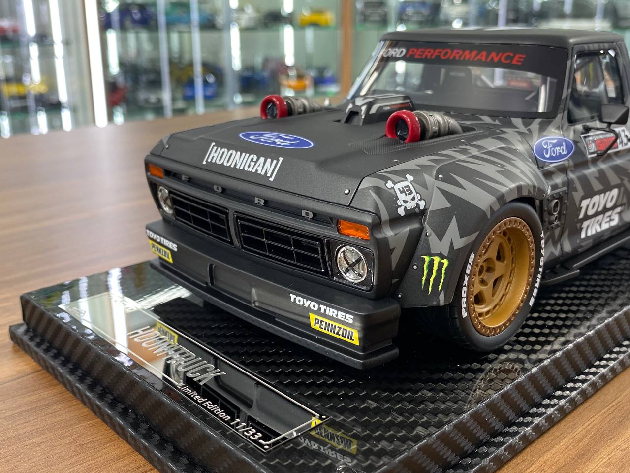 1:18 Resin VIP Model Ford Hoonitruck Monster Decal / Gold Rim(RARE Ken Block's Gymkhana 10)