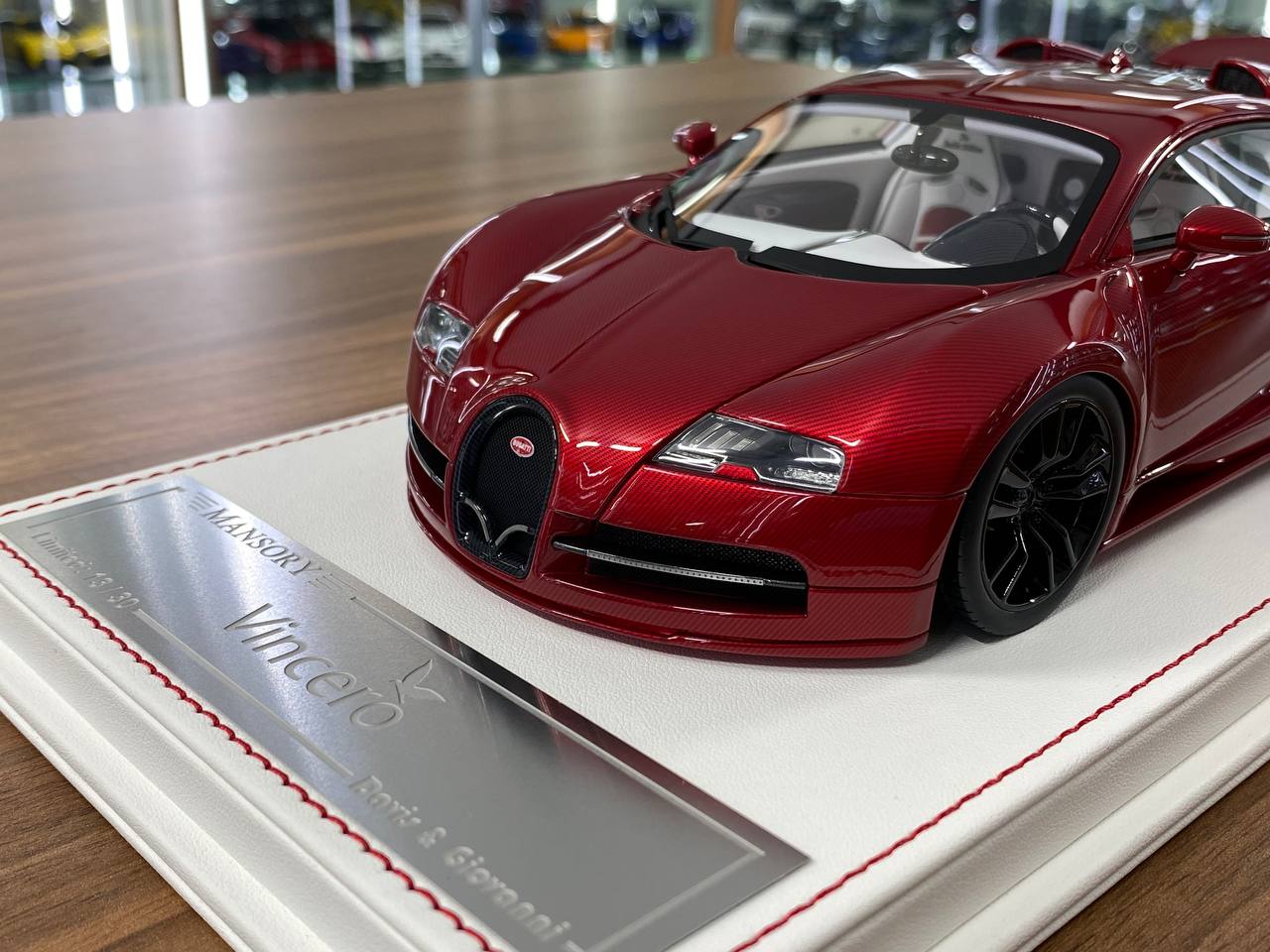 1:18 Resin Model - Bugatti Vincero Mansory by Davis & Giovanni (Red Carbon Fiber)