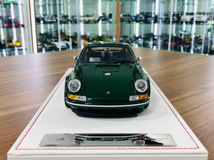 Ivy Model Porsche 911 Singer – 1/18 Resin Model, Irish Green/White Stripe, Limited 50