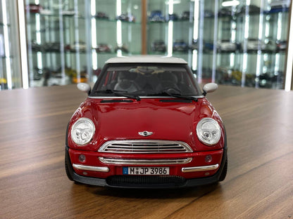 1/18 Metal Diecast Full opening  Bburago Mini Cooper Red