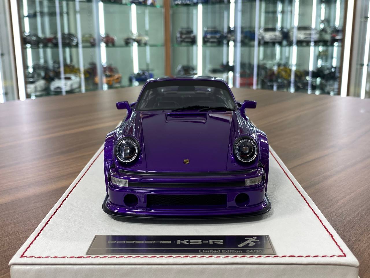 1/18 Resin Model - Porsche KS-R Purple by Runner  (Limited to 30 Pieces)