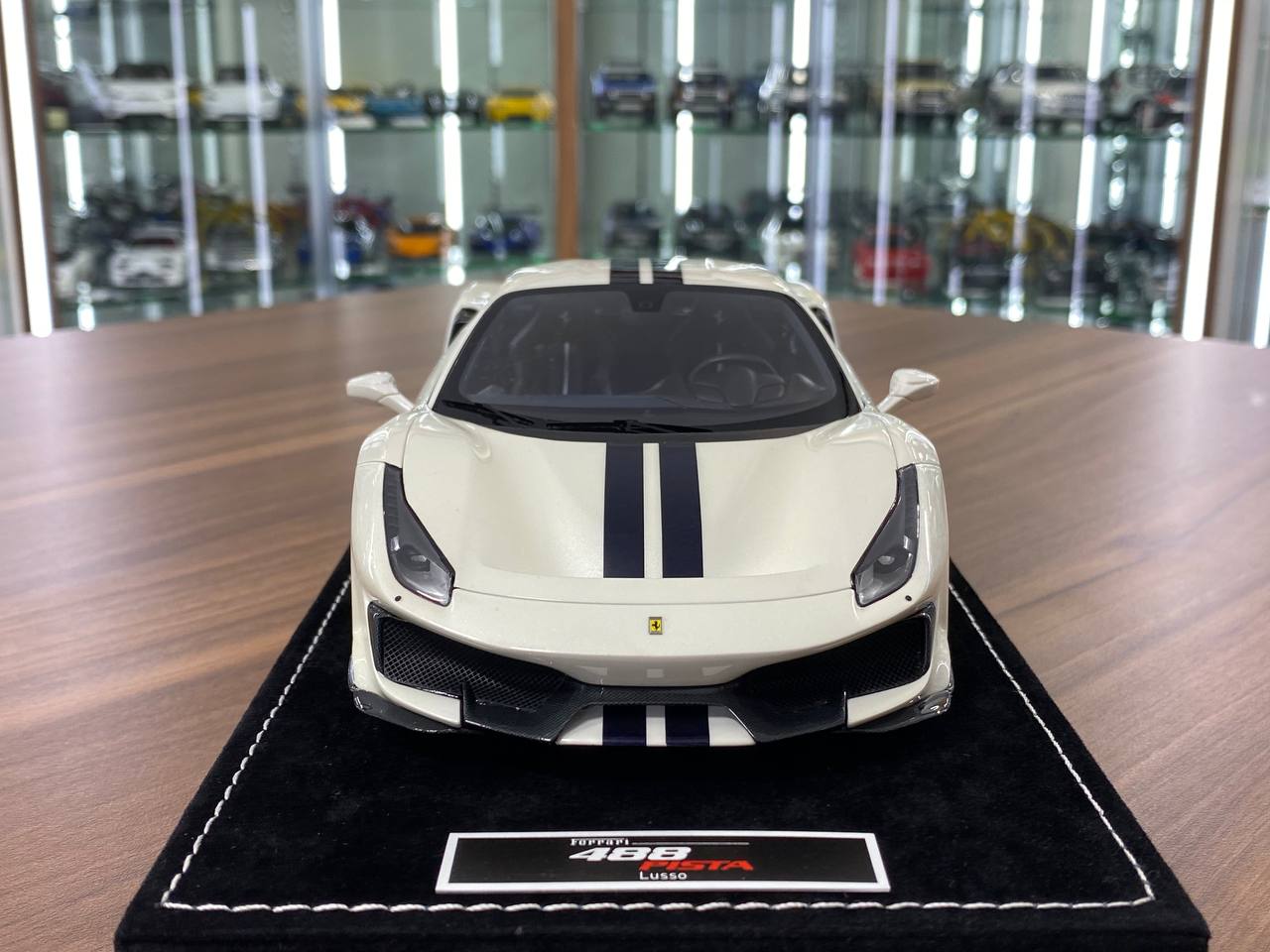 1:18 Resin Model  - MR Collection Models Ferrari 488 Pista (White/Black Stripes)