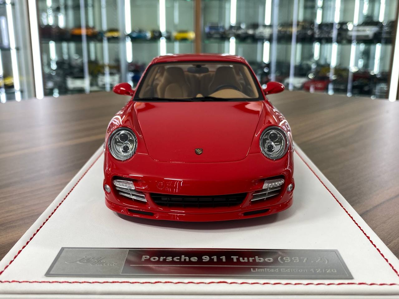 1:18 Resin Porsche 911 Turbo (997.2) Red Exterior with Brown Interior Ivy Model