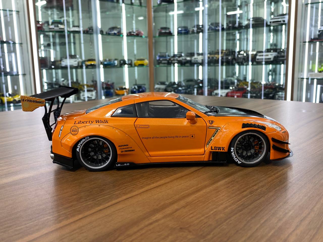 1/18 Diecast Solido Nissan GT-R R35 LB*Work Type 2 Orange