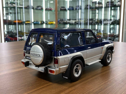 1:18 Resin Model - Nissan Patrol GR Y60 Blue/Silver by Otto Mobile