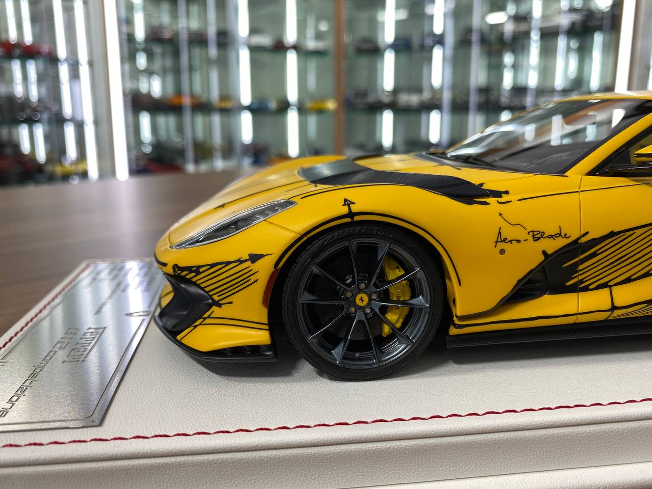 1:18 Resin Model - Ferrari 812 Competizione by Davis & Giovanni (Matt Pearl Yellow / Black Graphic)