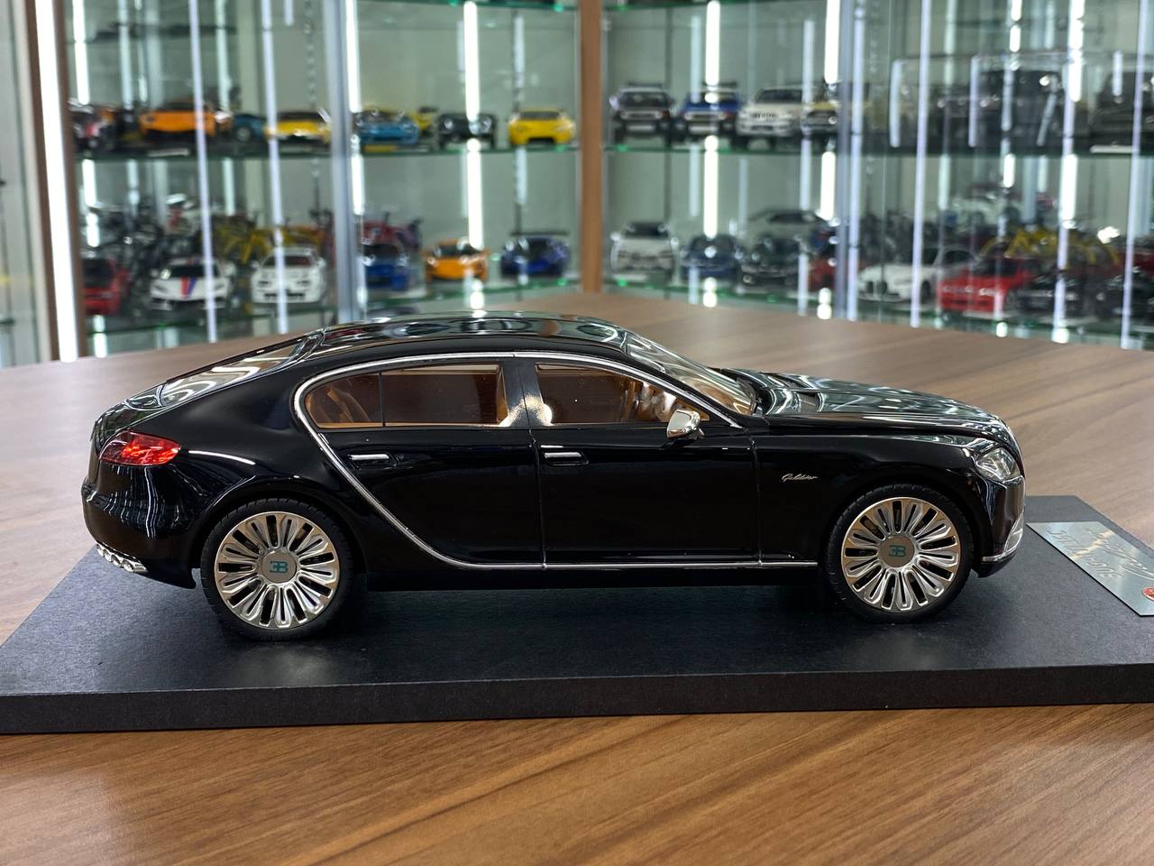 1:18 Resin Model – TRL Models Bugatti 16C Galibier in Black