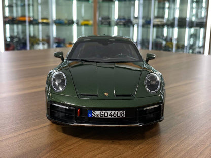 1/18 diecast metal Norev Porsche 911 Dakar 2023 in Oak-green metallic