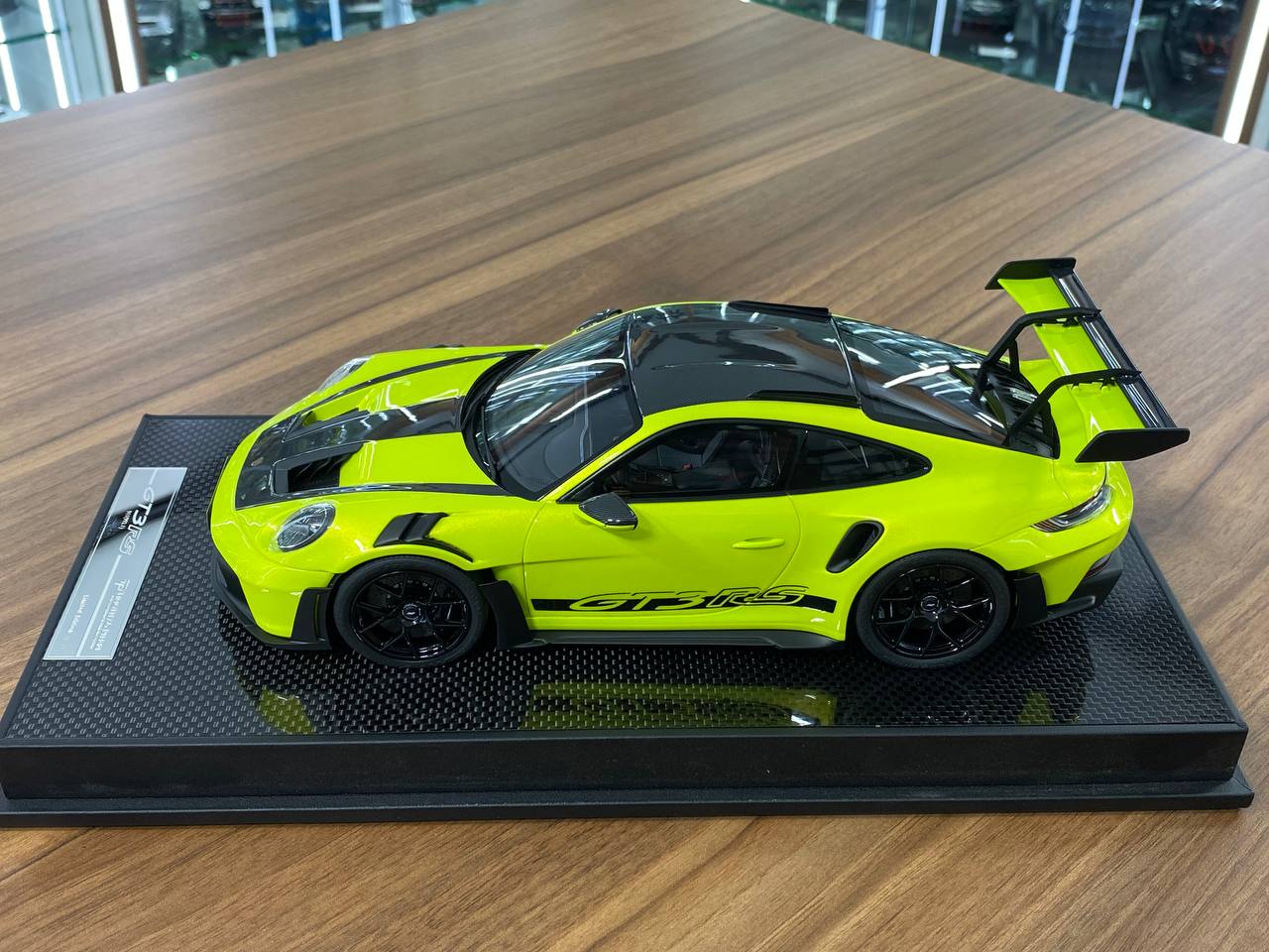 1:18 Resin Model – Timothy & Pierre Porsche 911 GT3 RS (992.1) Weissach Package – Light Green (Limited 29 pcs)