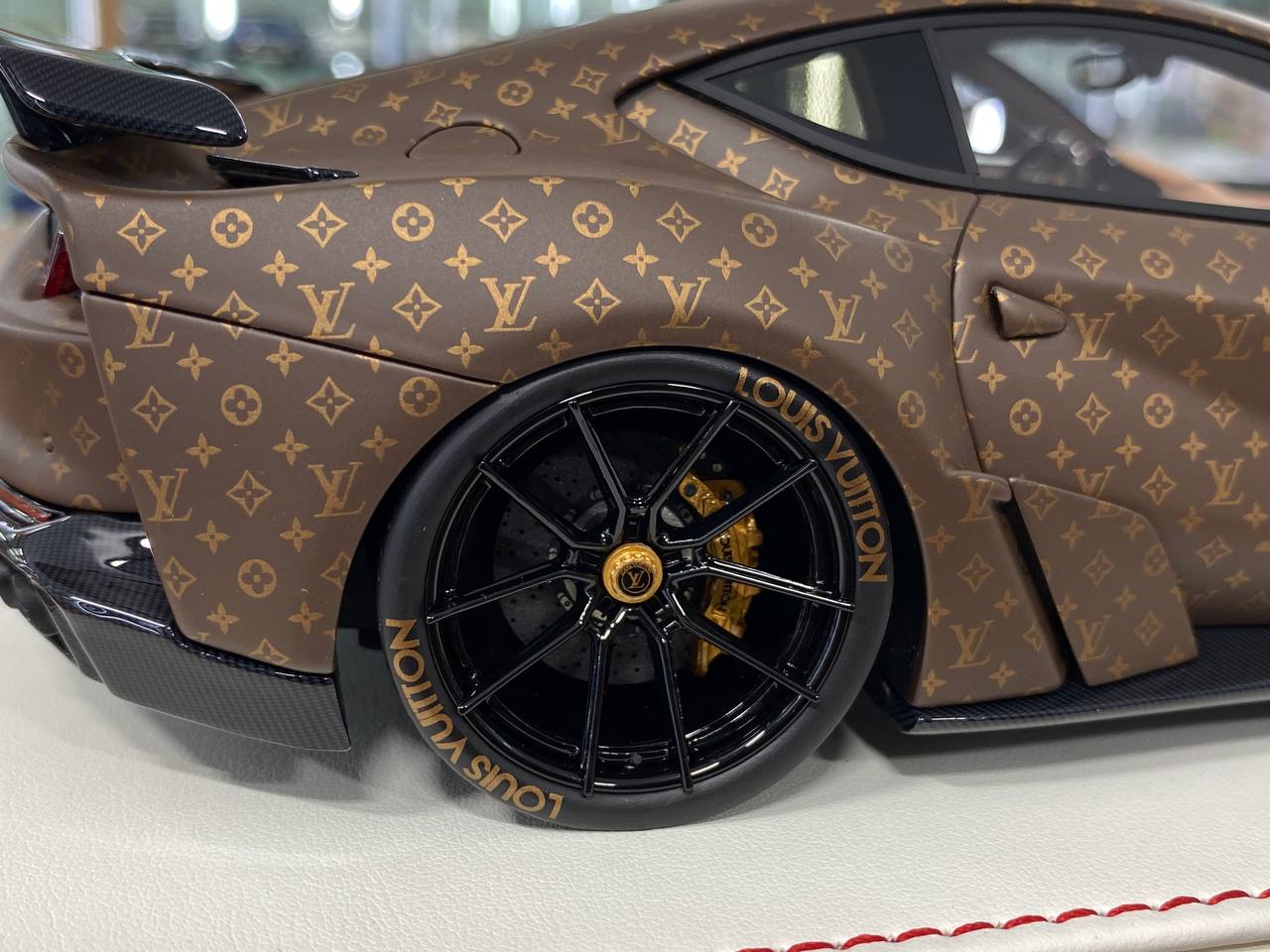 1:18 Resin Model – Davis & Giovanni Ferrari 812 N-Largo (Louis Vuitton) – Matt Brown / LV Gold Monograms