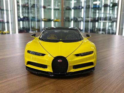 1:18 Diecast Metal – AUTOart Bugatti Chiron – Jaune Molsheim Yellow / Nocturne Black