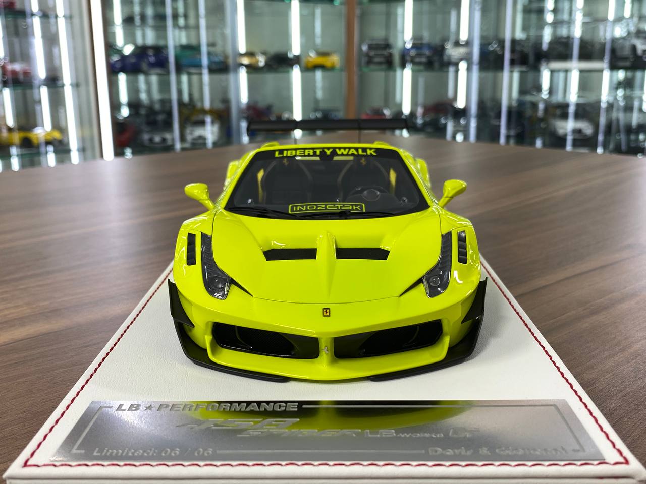 1:18 Resin Model - Davis & Giovanni Ferrari 458 Spider GT LB-Silhouette Works LBWK (Yellow/Black Rim) - Limited Edition 6pcs