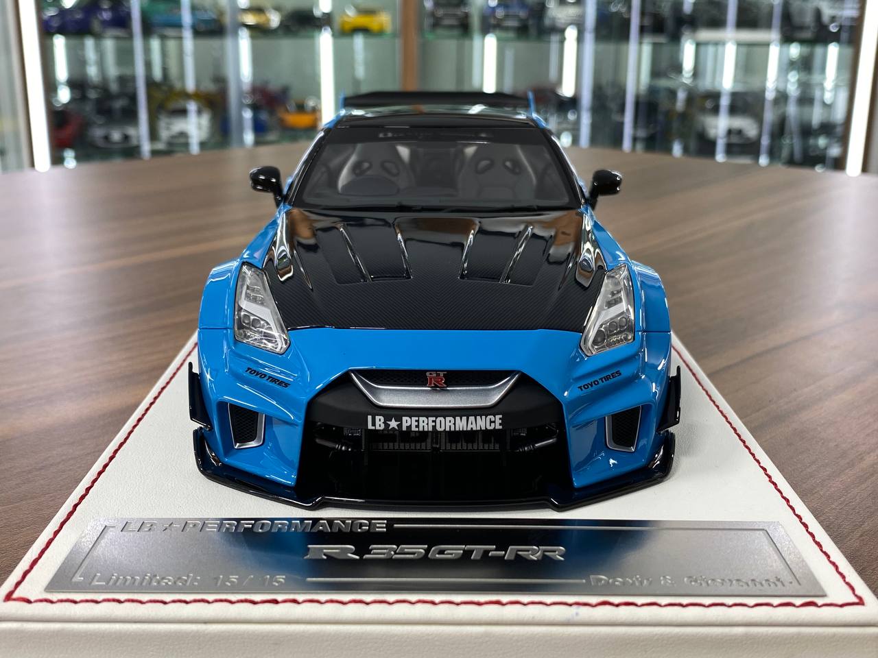 1:18 Resin Model - Davis & Giovanni Nissan R35 GT-R LBWK - Light Blue with Decals - Limited 15 pcs