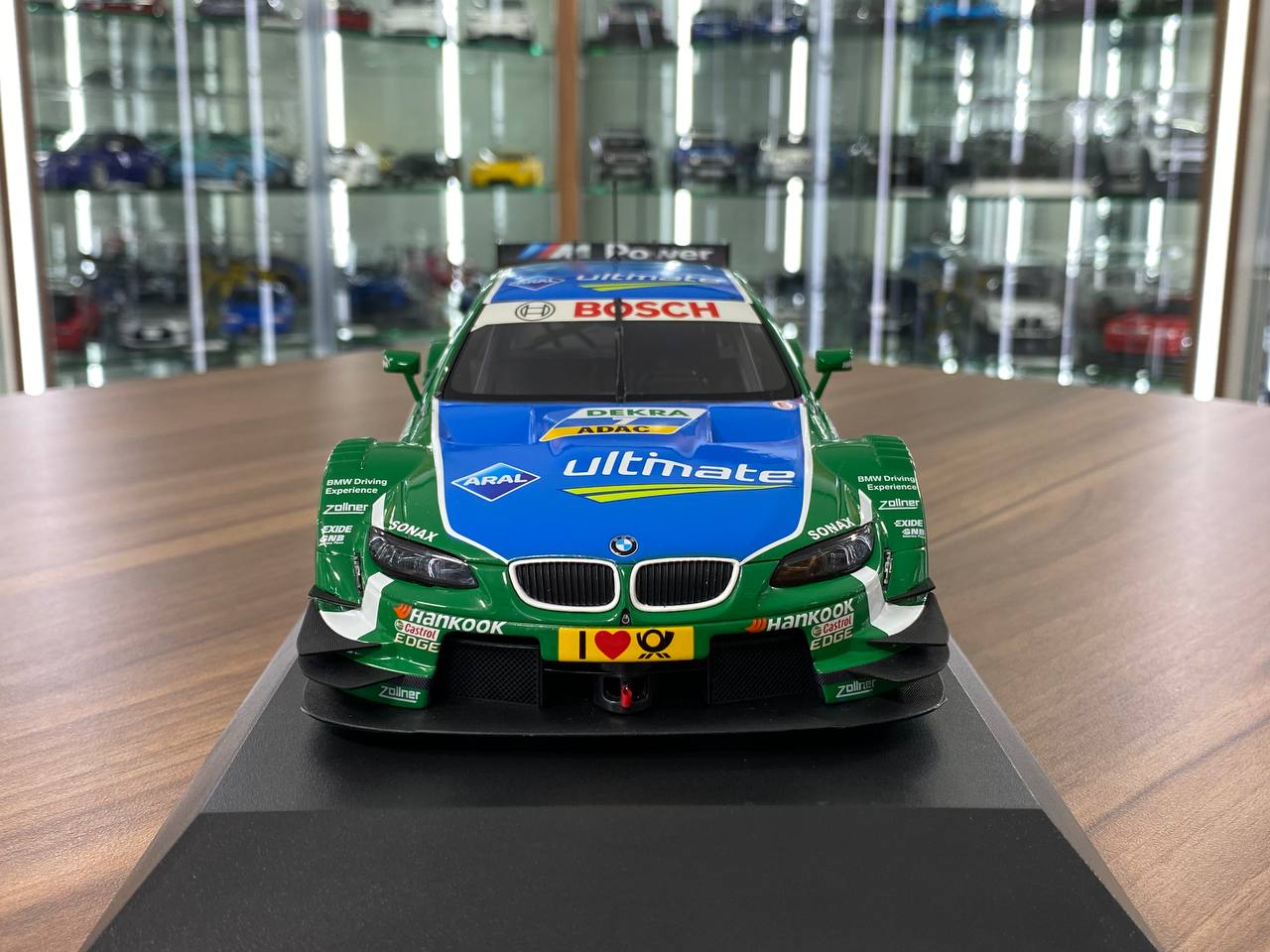 1:18 Diecast (Doors Opening) – Minichamps BMW M3 DTM 2013 #7 A. Farfus, BMW Team RBM – Green Racing Decal (Limited 1002 pcs)