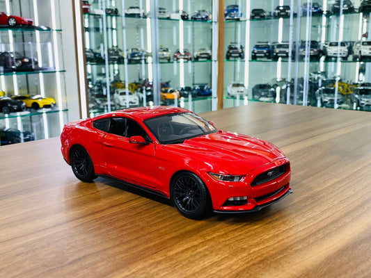 1/18 Diecast Full opening  Maisto Ford Mustang 2015 in Red