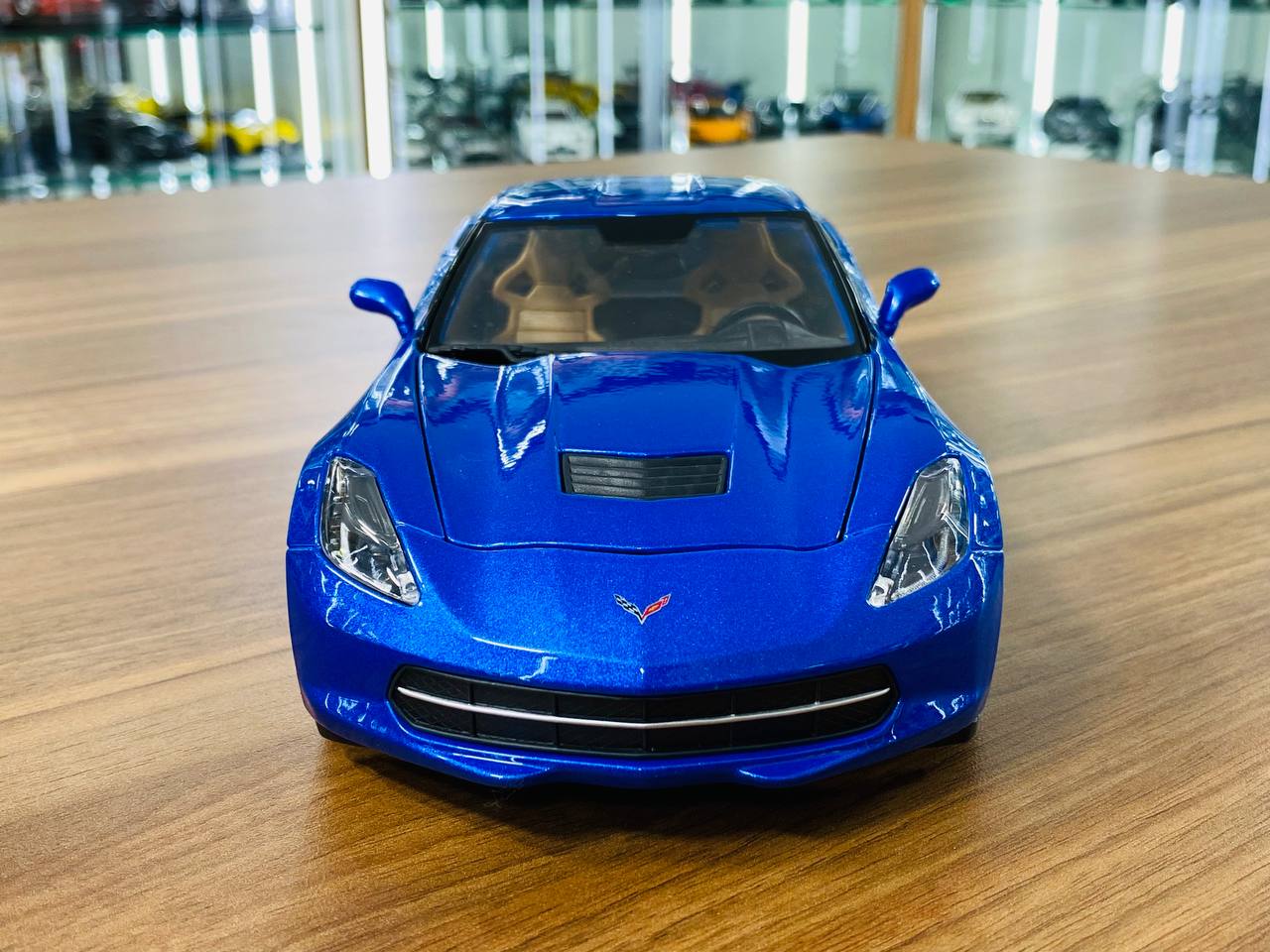 1/18 Diecast Full opening  Maisto Chevrolet Corvette Stingray Z51 2014 Blue