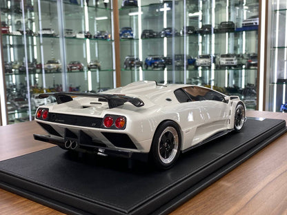 1/12 Resin Model - Lamborghini Diablo GT White