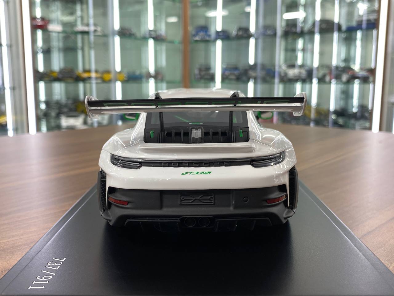 1/18 Resin Spark Models Porsche 911 GT3 RS White & Green Limited Edition