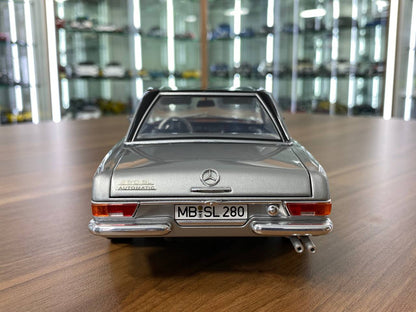 1:18 Diecast  Schuco Mercedes-Benz 280 SL Pagode (W113) 1968-71 (Silver)