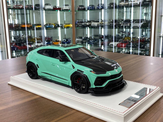 1:18 Resin Model - Lamborghini Urus LB Works by IVY Model (Tiffany)