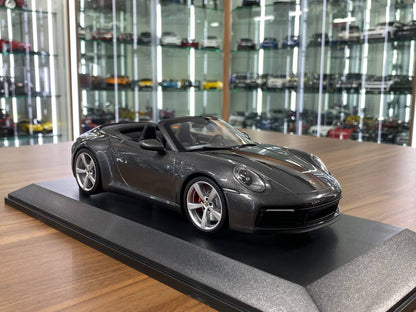 1/18 Diecast Model - Porsche 911 Carrera 4S Cabriolet (2019)  *By Minichamps*