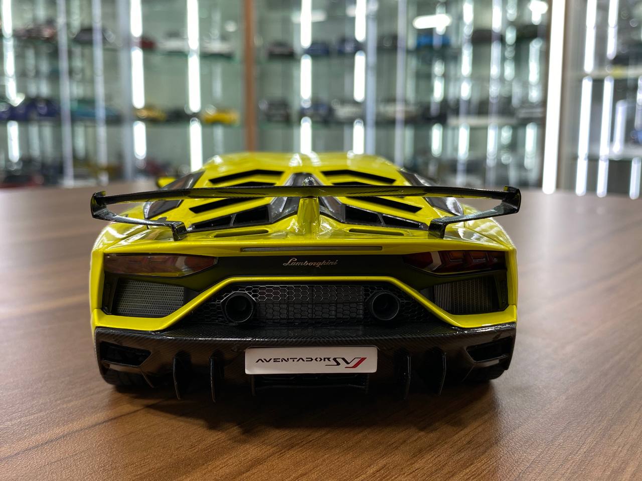 1:18 Diecast Metal AUTOart Lamborghini Aventador SVJ – Giallo Tenerife / Pearl Yellow