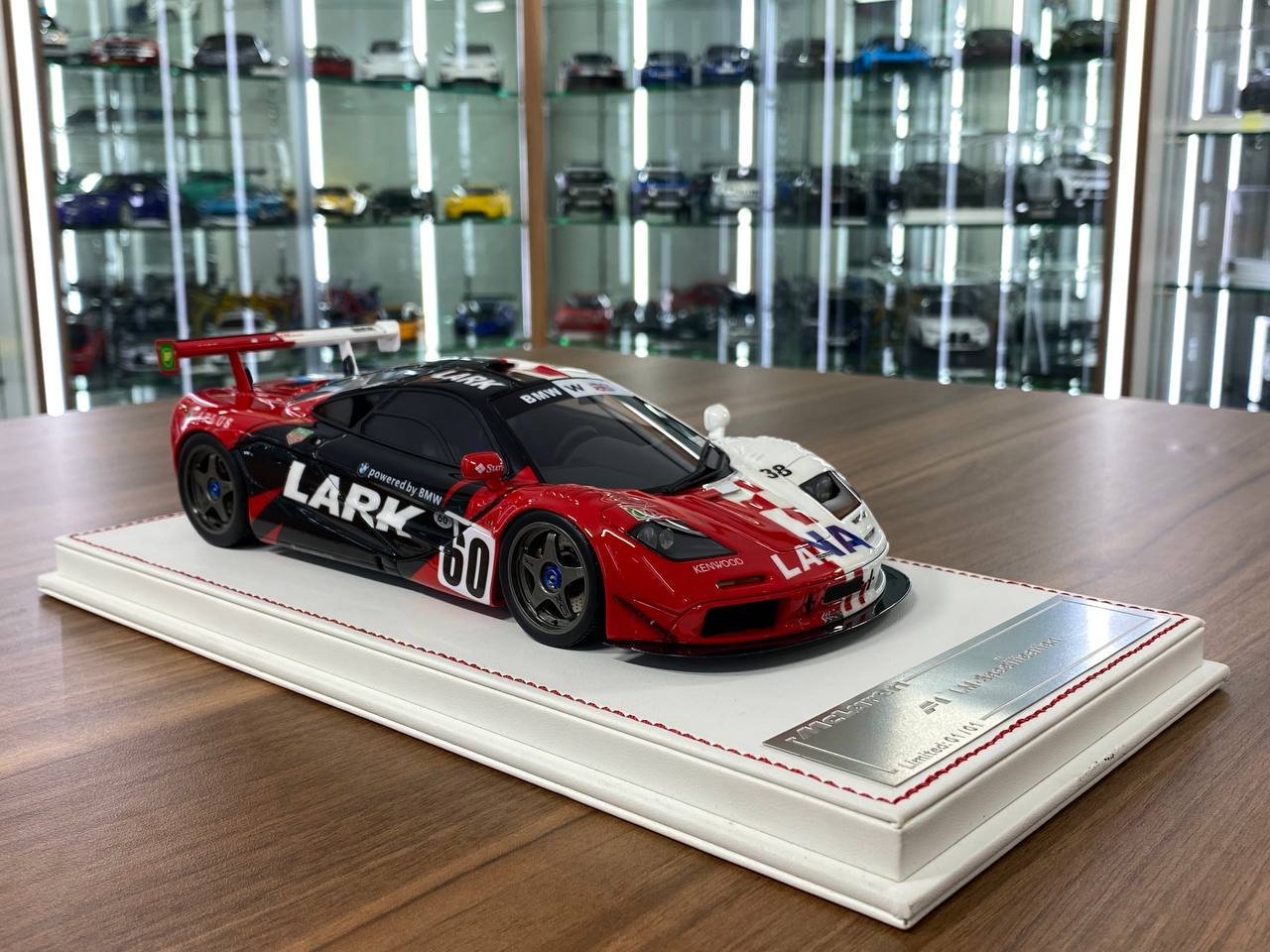 [Extremely RARE] 1:18 Resin Davis & Giovanni McLaren F1 GTR (Fina / Lark Livery) - Limited 1 of 1