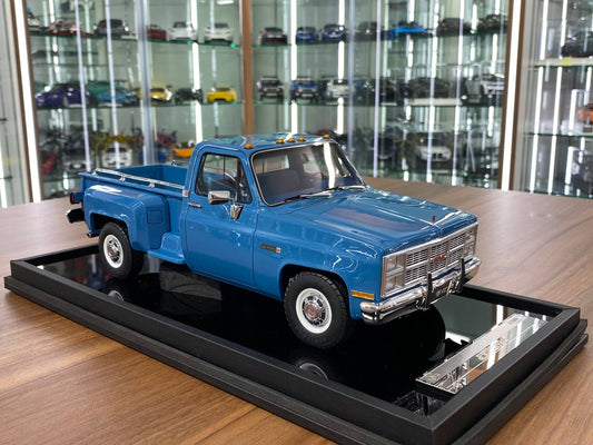 1:18 Resin Model - Old School Models GMC Sierra Classic 3500 (1984) - Light Blue - Limited 40 pcs