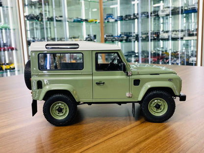 1/18 Diecast Land Rover Defender 90 Heritage Green Almost Real Scale Model Car