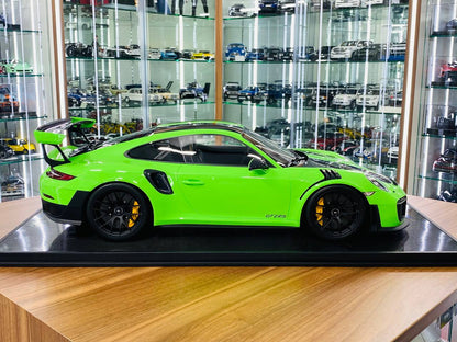 Dino Models Porsche 911 GT2 RS – 1/18 Resin Model, Acid Green, Limited 22