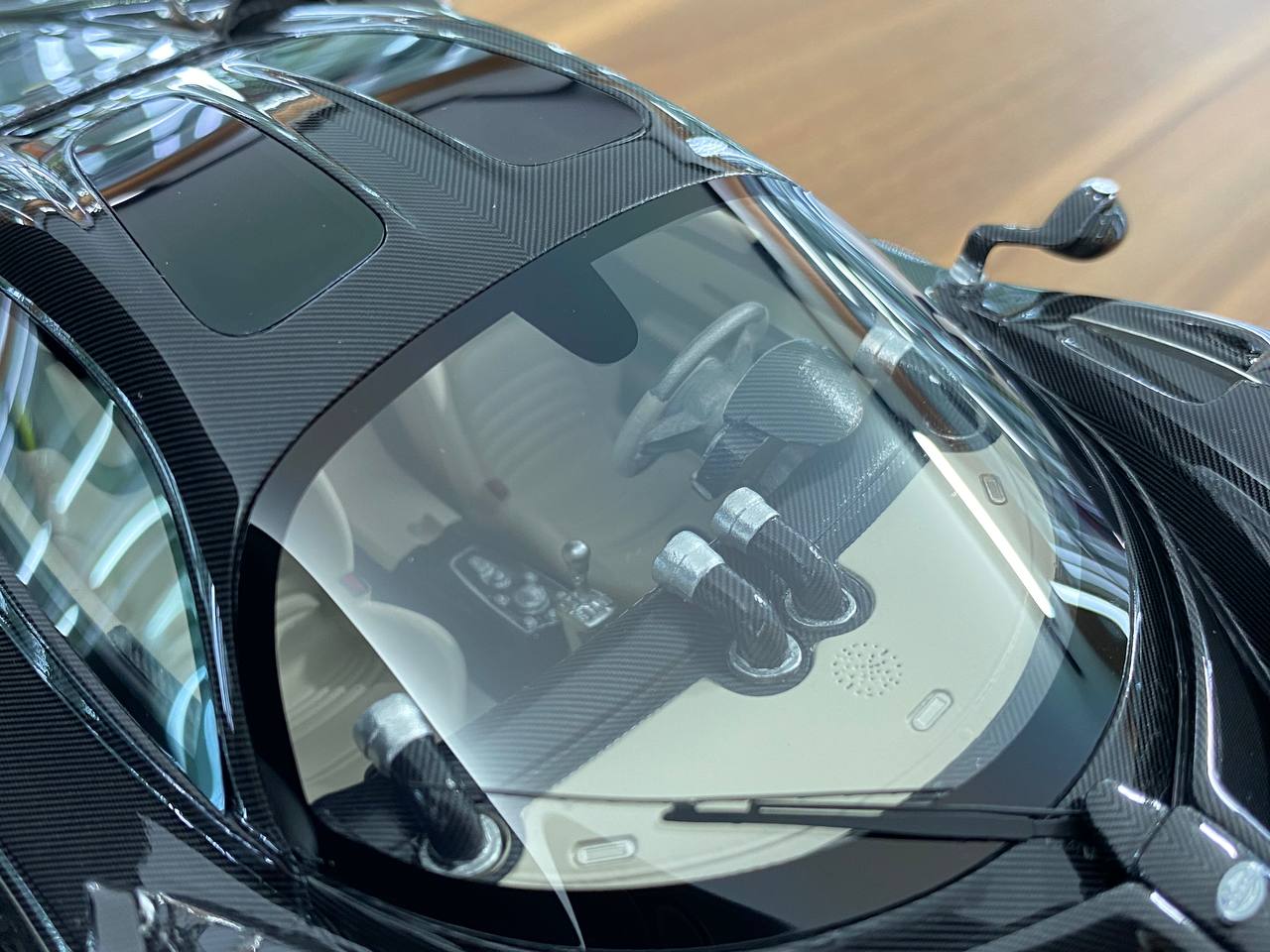 1/18 Resin Pagani Utopia in Carbon by VIP Models