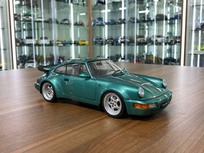 1/18 Diecast Porsche 911 Turbo 964 Green by Solido Model Car