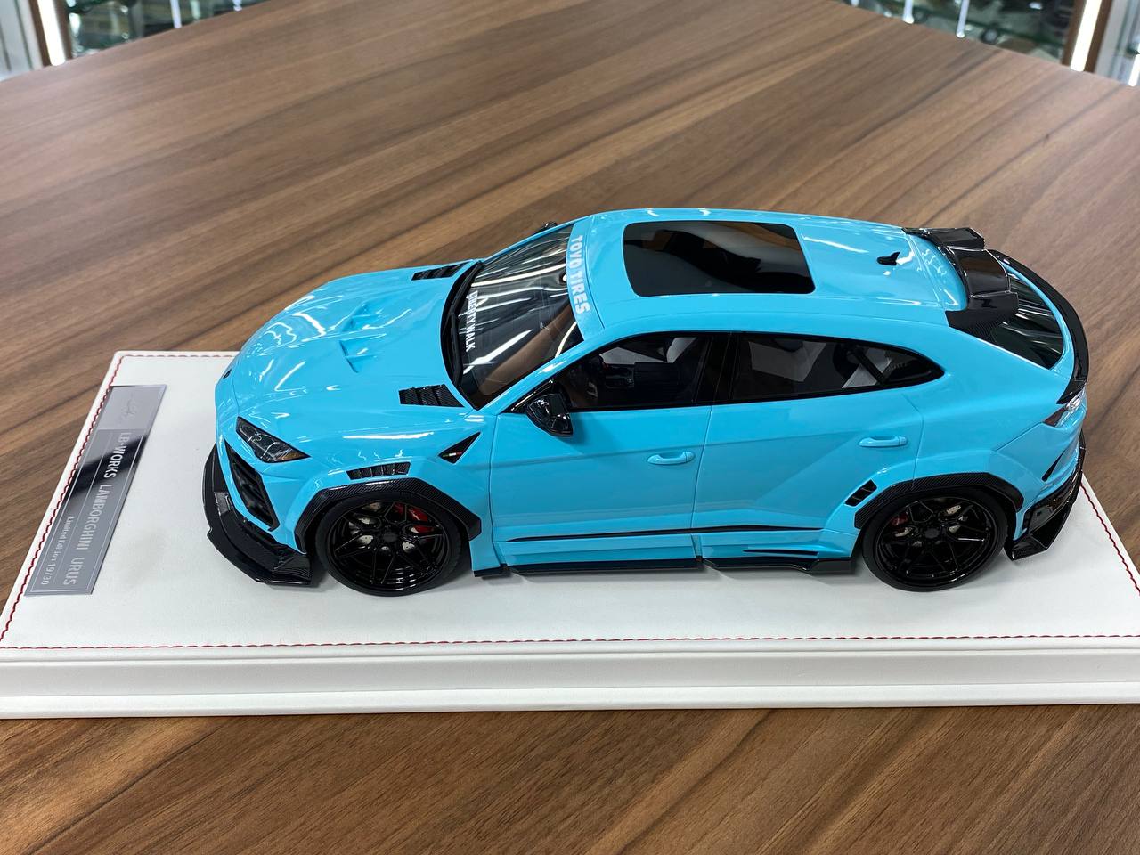 1:18 Resin Model - IVY Model Lamborghini URUS LB Works (Baby Blue)