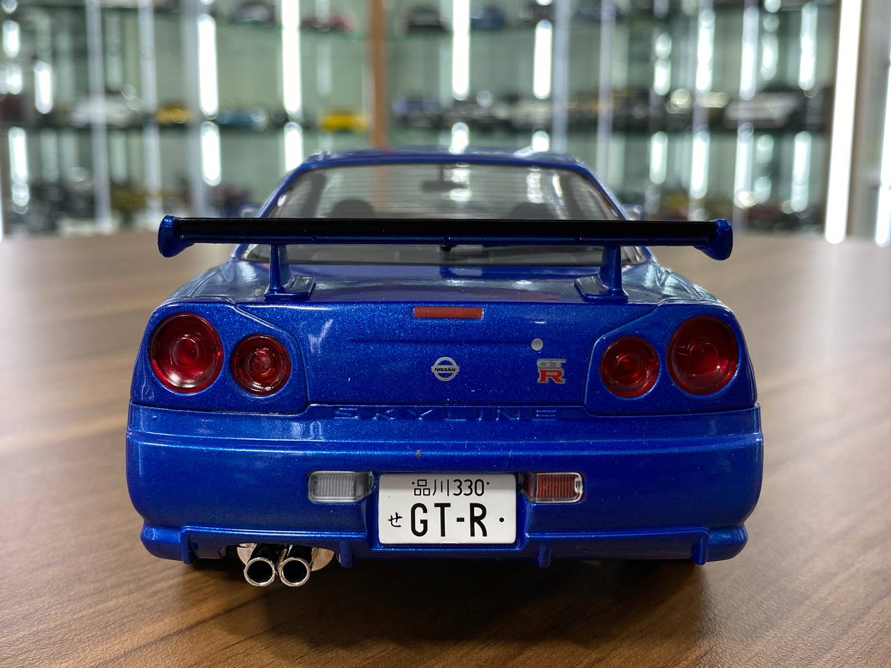 1/18 Diecast Nissan Skyline GT-R R34 Blue by Solido Scale Model Car