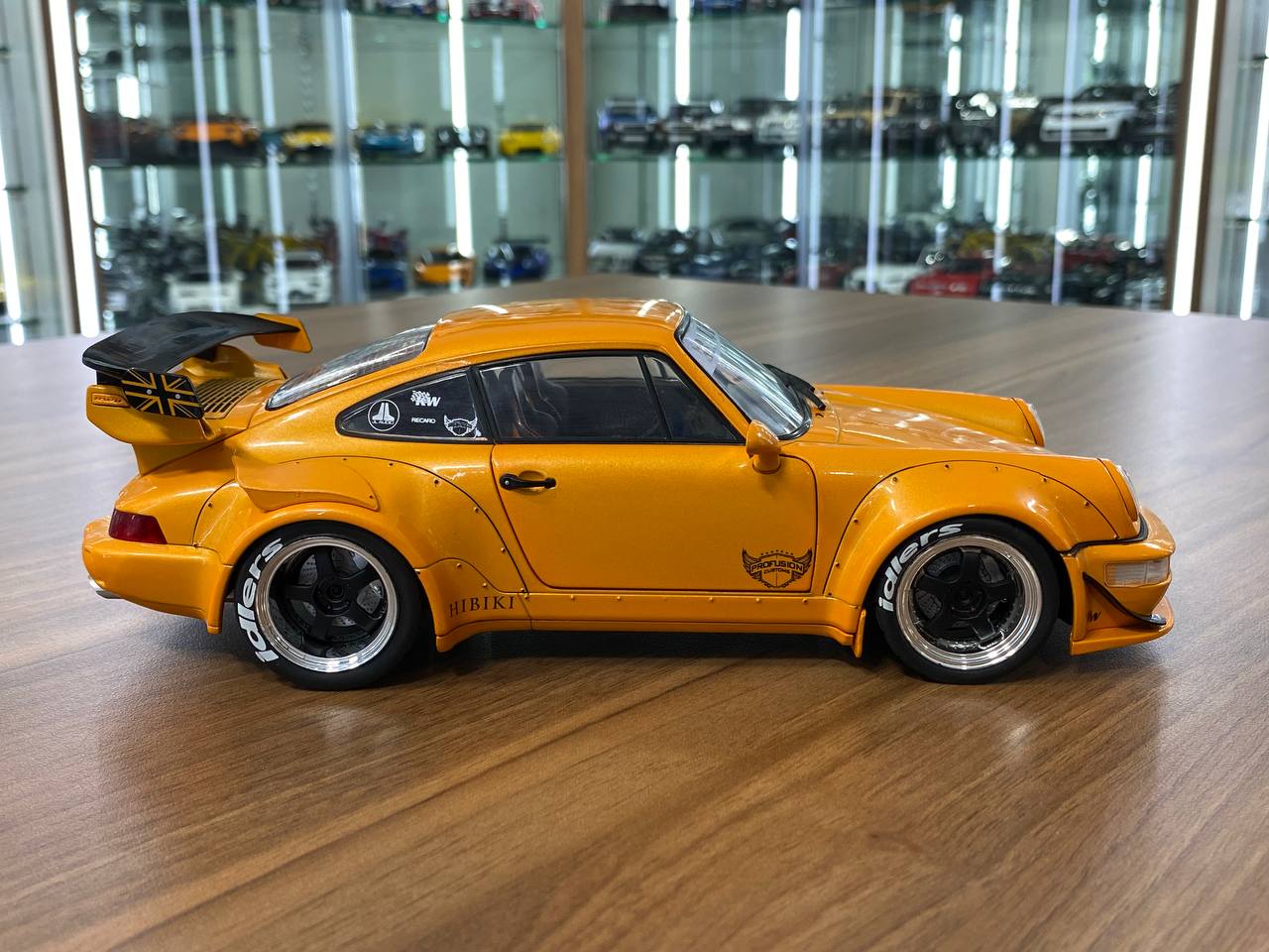 1/18 Diecast Porsche 964 RWB - HIBIKI 2016 Orange by Solido