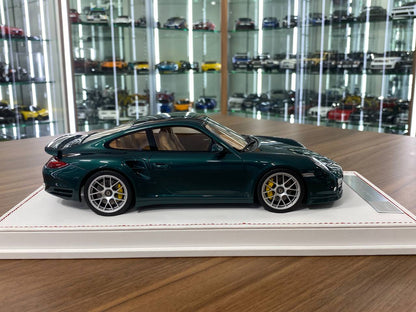 1:18 Resin - Porsche 911 Turbo S (997.2) Dark Green with Brown Interior by Ivy Model