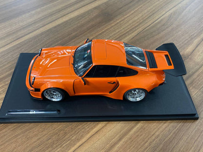 1/18 Diecast Solido Porsche KS-R 2022 Orange