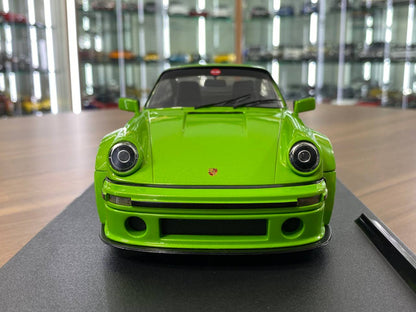 1/18 Diecast Solido Porsche KS-R 2022 Green VERT