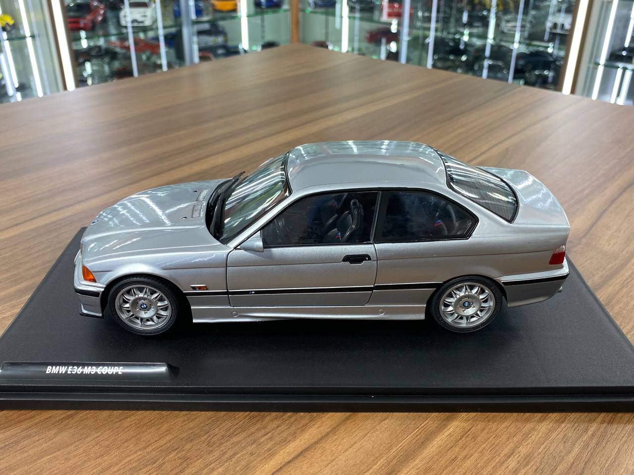 1/18 Diecast Solido BMW M3 E36 Coupe 1990 in Artic Silver